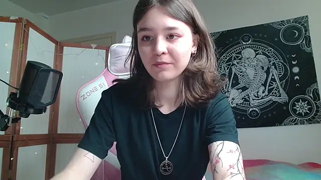 Mysterious_Toy stripchat live cam model