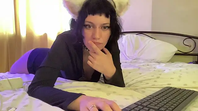 Vixen_Di stripchat live cam model