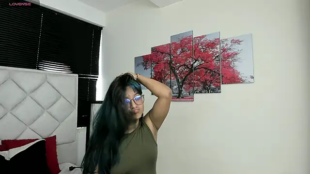 azul_moonn stripchat live cam model