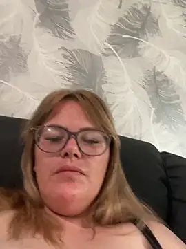 Maya_36_X stripchat live cam model