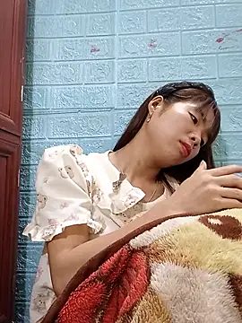 AmyLinee01 stripchat live cam model