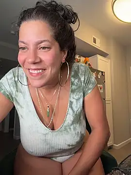 Bigbuttbrooklynn stripchat live cam model