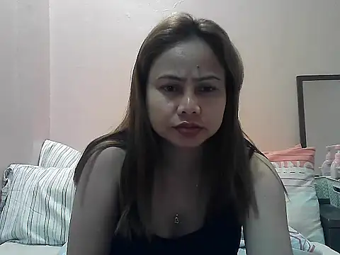 Amarrahlyn stripchat live cam model