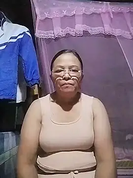 Marui-009 stripchat live cam model