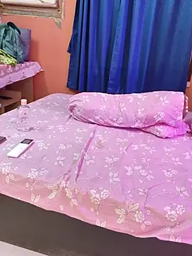 its-mahi- stripchat live cam model