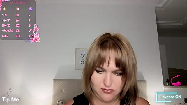 Nika_natural stripchat live cam model