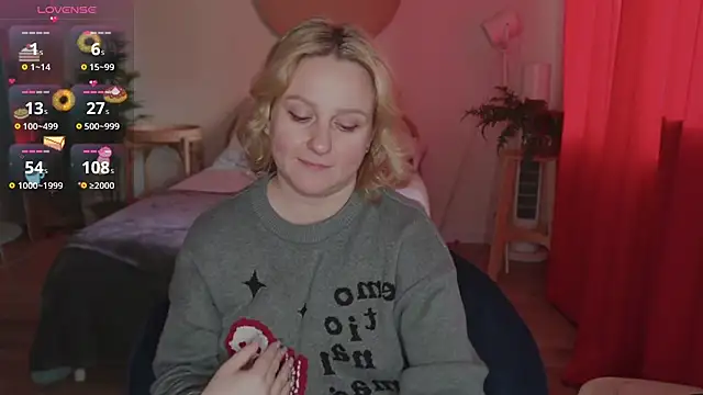Lazy_Lady stripchat live cam model