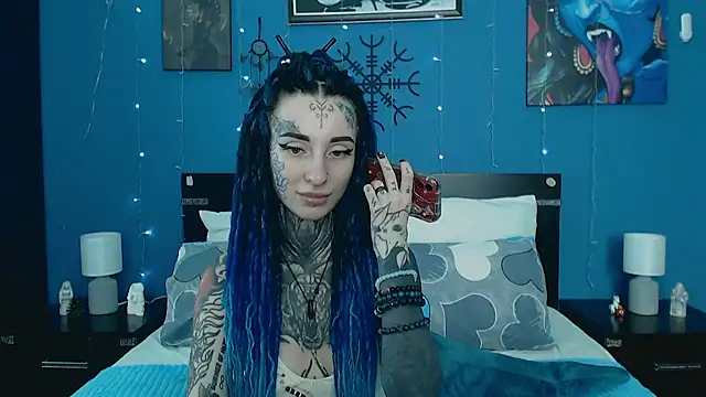 Velvetbat stripchat live cam model