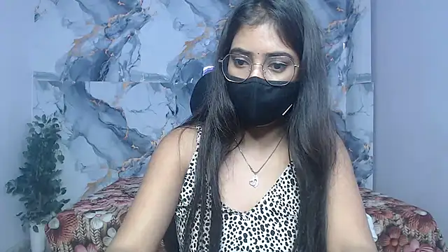Deevisha-queen stripchat live cam model