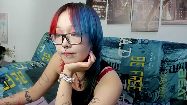 Cute__Kiko stripchat live cam model