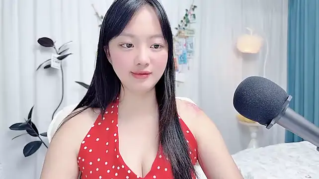 Winnie666999 stripchat live cam model
