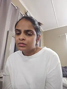 SelenaGomez26 stripchat live cam model