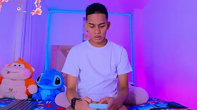 dilan_alfonzo stripchat live cam model