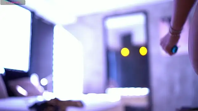 MissKiarra stripchat live cam model