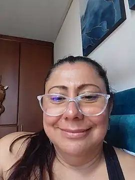 EmmaJhomson stripchat live cam model