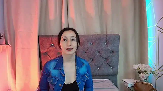 Ginevra_esposito stripchat live cam model