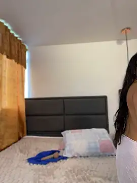 AuroraNoir_ stripchat live cam model