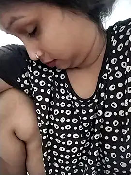 Sexy_Divya__ stripchat live cam model