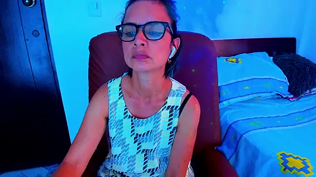 BrianaGarner stripchat live cam model
