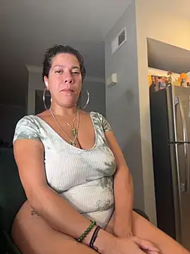 Bigbuttbrooklynn stripchat live cam model