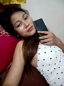 Suly-sweet stripchat live cam model