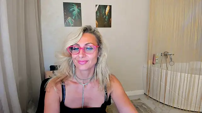 MuseOfStage stripchat live cam model