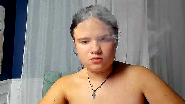 AdeleCruz stripchat live cam model