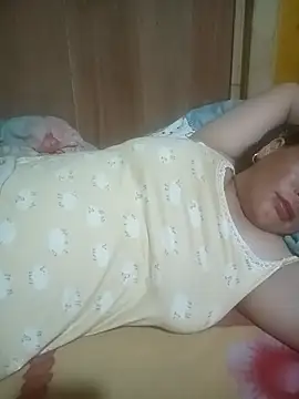 MISSAGKUTE20 stripchat live cam model