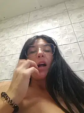 KASIADavis stripchat live cam model