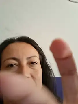 Lauryn_Jones stripchat live cam model