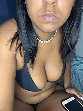 CacauShow01 stripchat live cam model