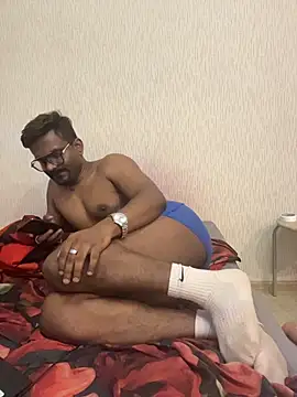 bhagihero stripchat live cam model