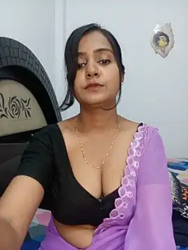Miss-Riyasingh stripchat live cam model