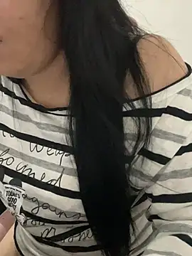 thanh_ny stripchat live cam model