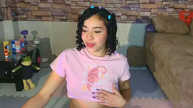Dhalila_ stripchat live cam model