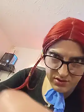 sissytrapdolly24 stripchat live cam model
