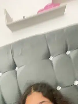 LINDA-0123 stripchat live cam model