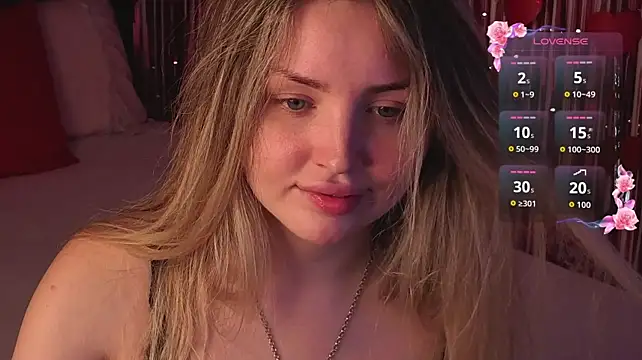 Lora_Rosee stripchat live cam model