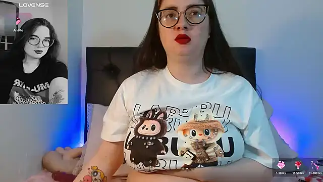 KrystalAdams stripchat live cam model