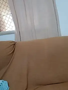 RobertaRabao021 stripchat live cam model