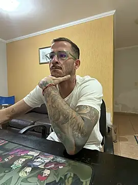 MeladoDiMel stripchat live cam model