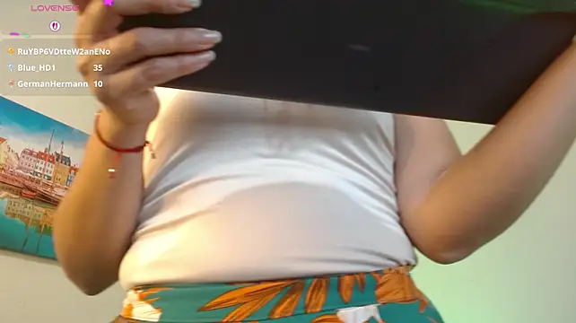 adairamars stripchat live cam model