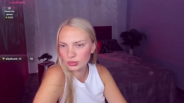 NancyGlamour stripchat live cam model