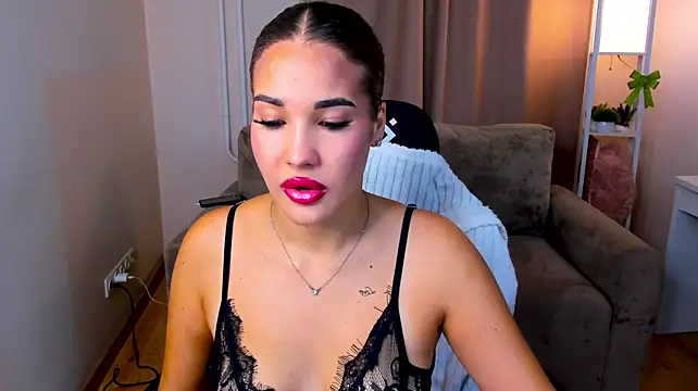 LaylaSunshinee stripchat live cam model