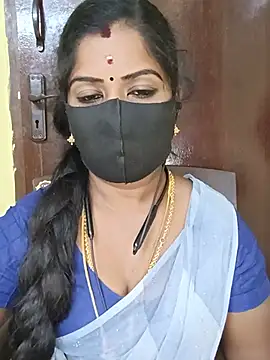 tamilammukuttyy stripchat live cam model