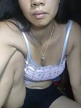 mit0-77 stripchat live cam model