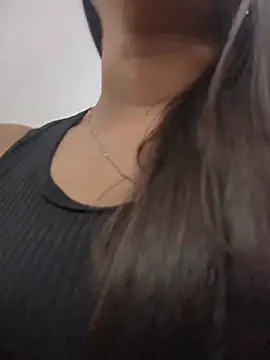 DulceCaroX stripchat live cam model