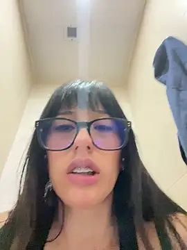 susi_chimm stripchat live cam model
