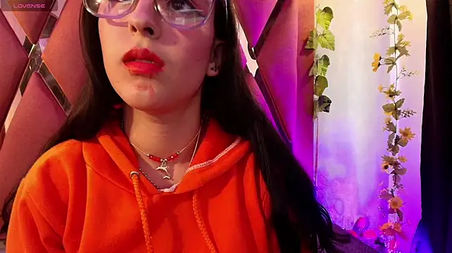 Nixie_Velvet stripchat live cam model