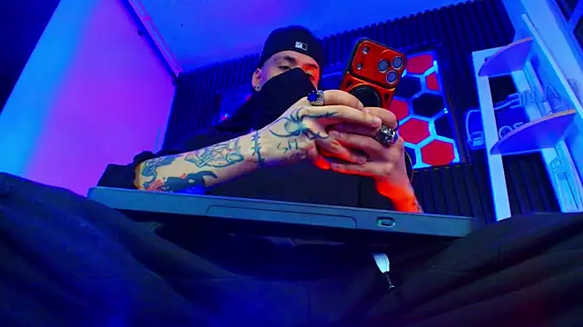 Black_Sshadow stripchat live cam model